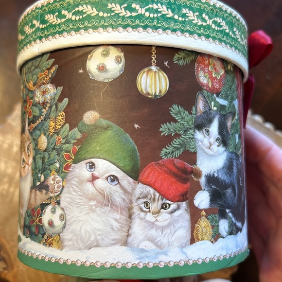 Christmas Holiday Kitty Cat Mug Cup in Hat Style Gift Box New Never Used Vintage - Picture 7 of 14